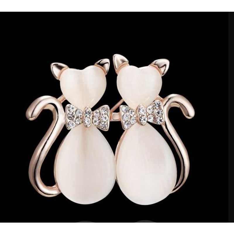 Ghim Cài Áo Hình Hoa Đính Pha Lê Thanh Lịch