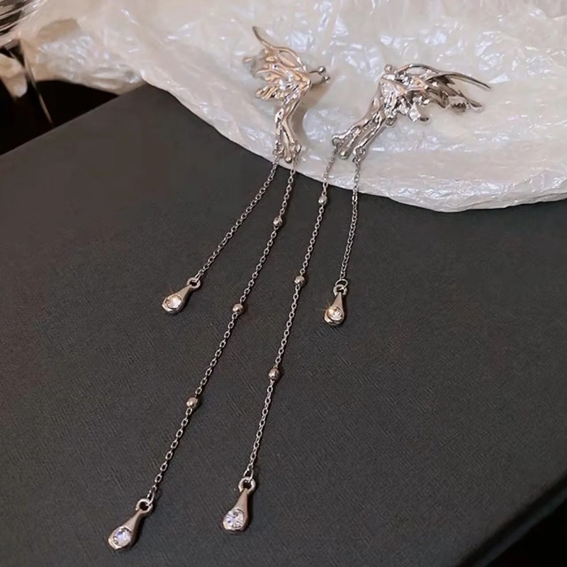 Khuyên Tai Dạng Kẹp Vành Tai Không Cần Xỏ Lỗ