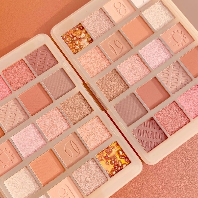 [Hàng mới về] Bảng Phấn Mắt Dikalu 20 Màu Sắc Hiệu Ứng Lì / Ánh Nhũ Tông Màu Đất Hạt Dẻ / Lựu Phong Cách Ngọt Ngào | BigBuy360 - bigbuy360.vn