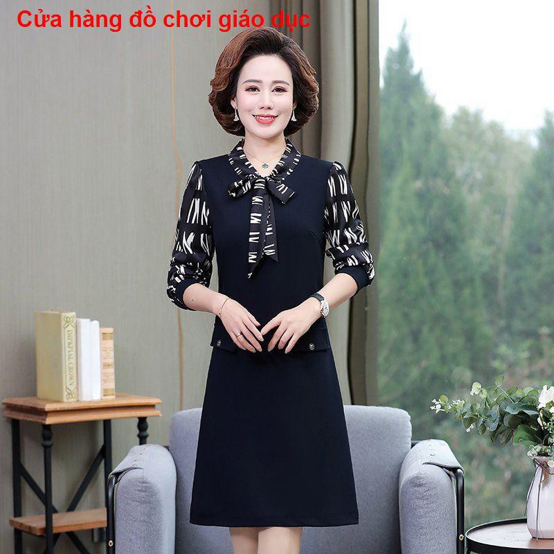 SHOP XINH Váy đầm hoa trung niên mới và giảm tuổi 2021 dài tay phụ nữ mẹ thời trang