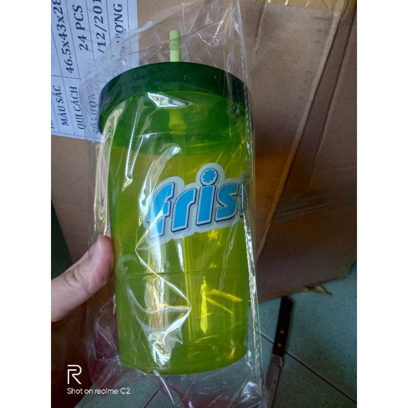 LY ỐNG HÚT 650ML!