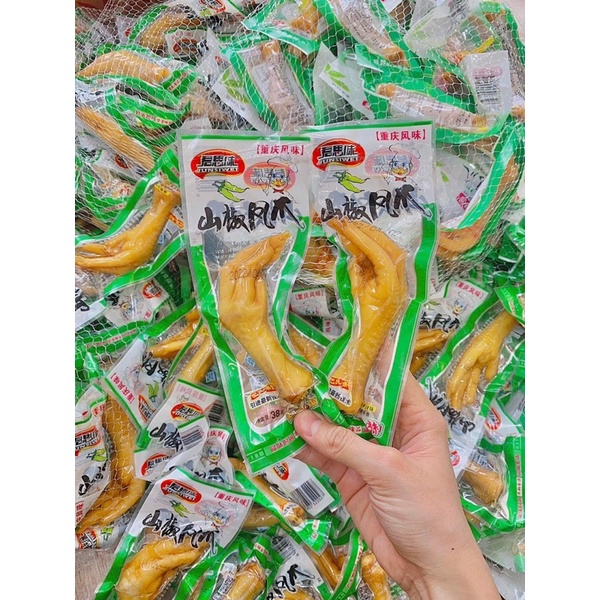 CHÂN GÀ YUYU TẨM VỊ ỚT XANH