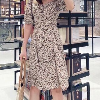 Đầm vintage hoa nhí