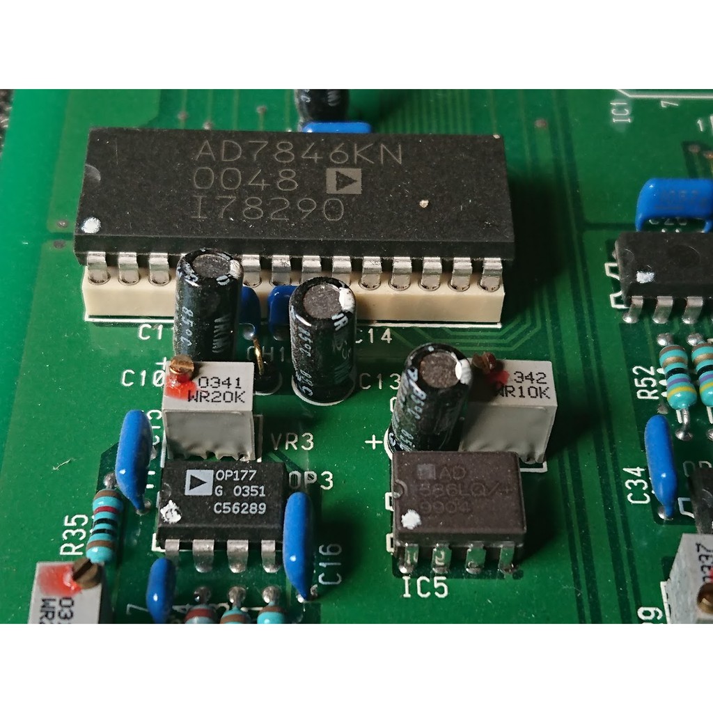 IC AD7846 AD7846KNZ 16 Bit Digital to Analog Converter