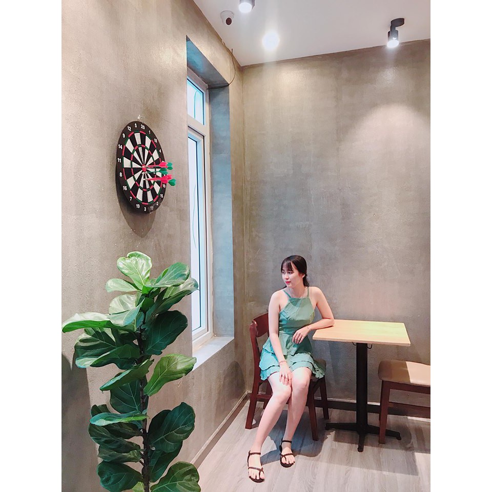 Đầm yếm xoè tầng
