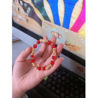 Vòng tay tỳ hưu đỏ ( 5 con tỳ hưu)