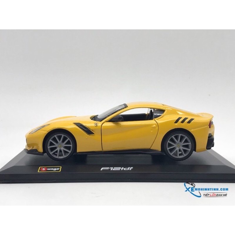 Xe Mô Hình Ferrari F12 TDF Hãng sản xuất : Bburago Tỉ lệ 1:32 ( Vàng )