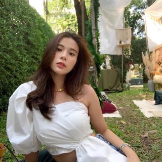 Áo crop lệch vai có tay (có ảnh thật)