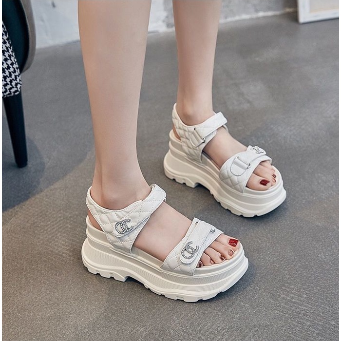 Hàng Có Sẵn; Chất Lượng Cao; 2022; Giày Sandal Mũi Tròn Hở Ngón Cao 5cm - 8cm) Phong Cách Mới Mùa Hè Sang Trọng Cho Nữ