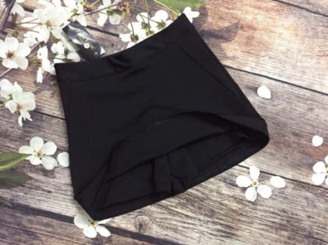 Quần giả váy umi sang chảnh | BigBuy360 - bigbuy360.vn