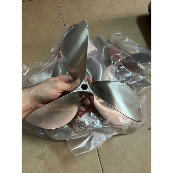 Chân vịt inox máy 3t72 chân vịt 3 cánh inox 304, 201 lỗ ren 16mm, 18mm 3 máy piston 72mm