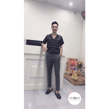 QUẦN ÂU NAM KẺ KARO THÊU LV KIỂU DÁNG HÀN QUỐC