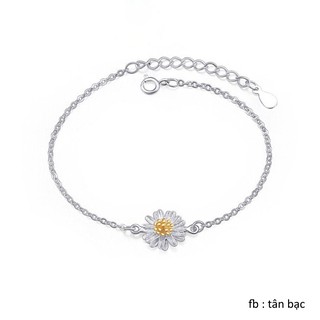 lắc tay hoa cúc , bạc s925 điểm vàng ở giữa tạo nên điểm nhẫn của lắc tay , bạc chuẩn sáng đẹp
