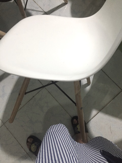 GHẾ EAMES ( chân gỗ tự nhiên lưng nhựa ) | BigBuy360 - bigbuy360.vn