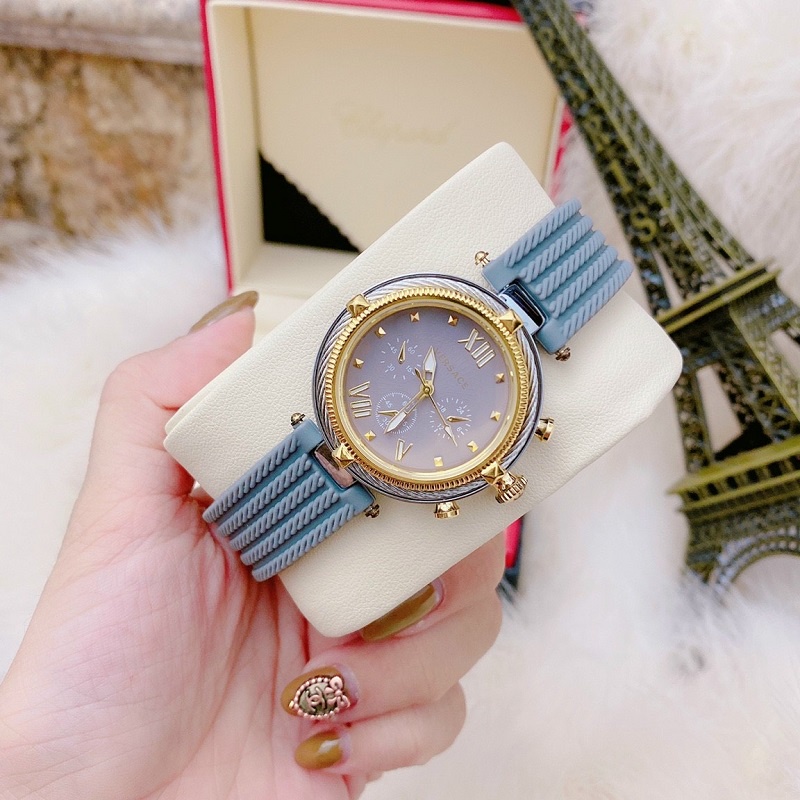 Đồng hồ đeo tay thời trang, đồng hồ nữ đẹp cao cấp VERSACE dây cao su silicon chống nước mới | BigBuy360 - bigbuy360.vn