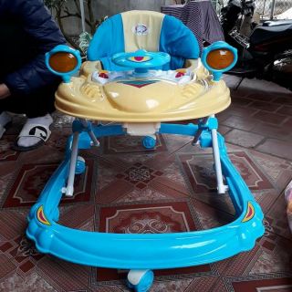 Xe tròn tập đi có nhạc cho bé