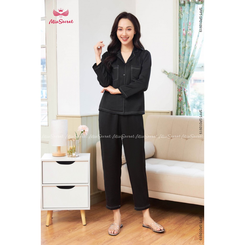 Bộ Đồ Ngủ Pyjama Mia Secret Lụa Tằm Băng Cao Cấp - Đen Trần Chỉ Dài Tay - SP010919 | BigBuy360 - bigbuy360.vn