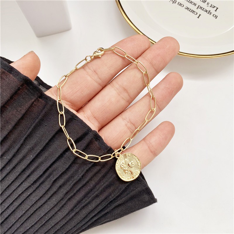 Vòng tay họa tiết hình tròn dập khắc phong cách cổ điển VT51