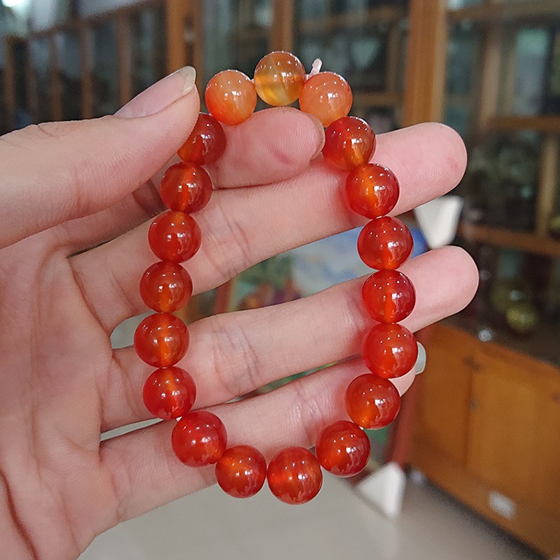 Vòng tay mã não đỏ tự nhiên