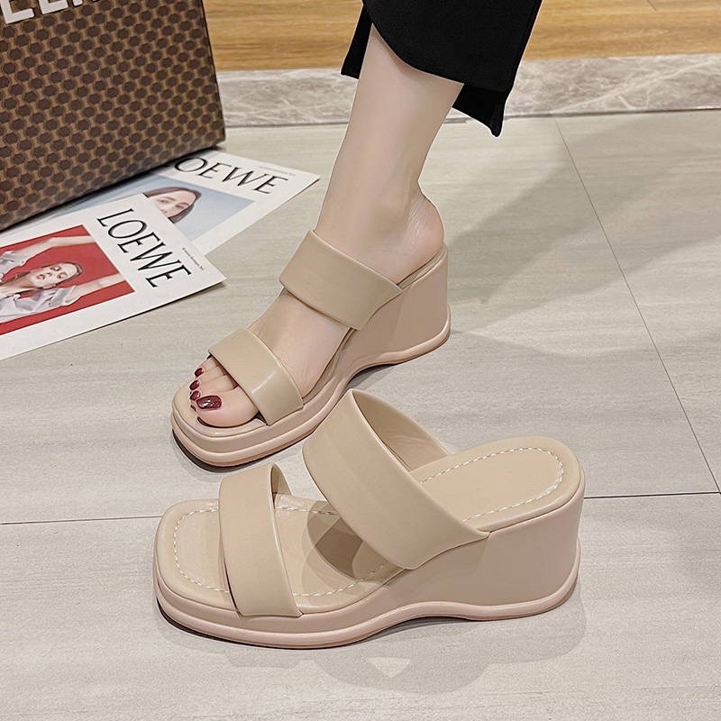 Xuồng hai quai siêu nhẹ da mềm đế 7 phân ôm chân chắc chắn siêu hot