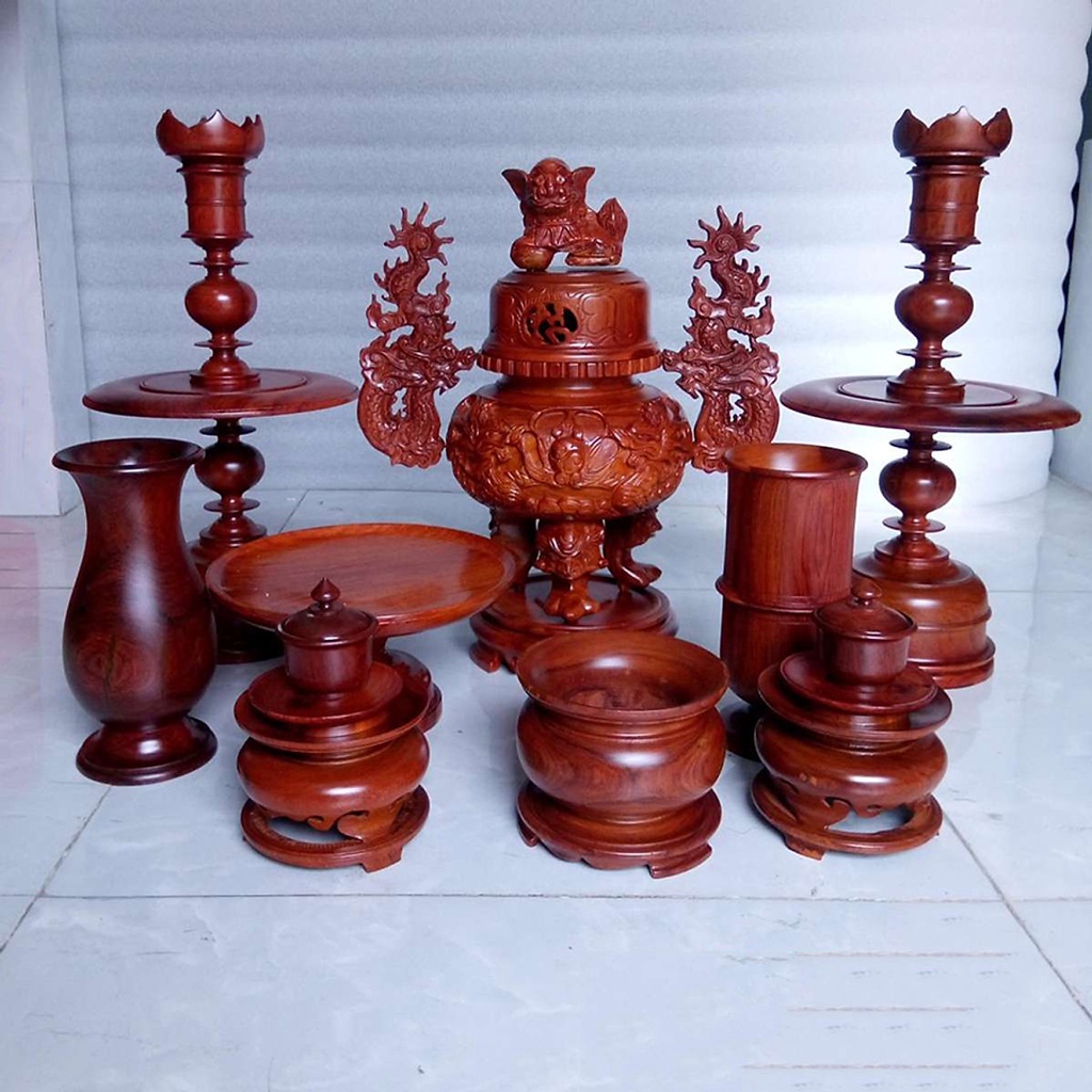 Bộ đồ thờ 9 món gỗ Hương gia lai Bộ Lư Thờ 9 Món Gỗ Hương Loại Đục Chạm