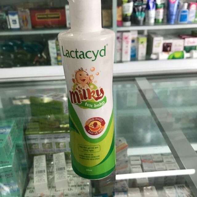 SỮA TẮM LACTACYD