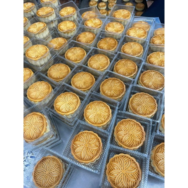 Bánh Trung Thu Hộp 4 Quà Biếu Tặng