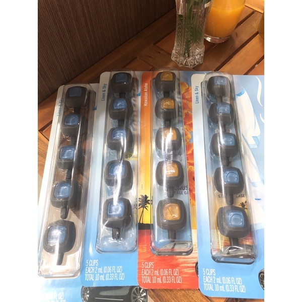 Nước hoa xe hơi Febreze Car của Mỹ