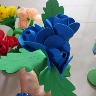 Hoa trang trí góc đồ dùng mầm non