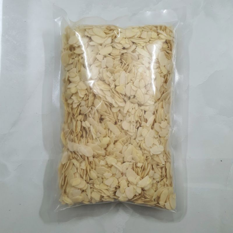 Hạnh nhân cắt lát