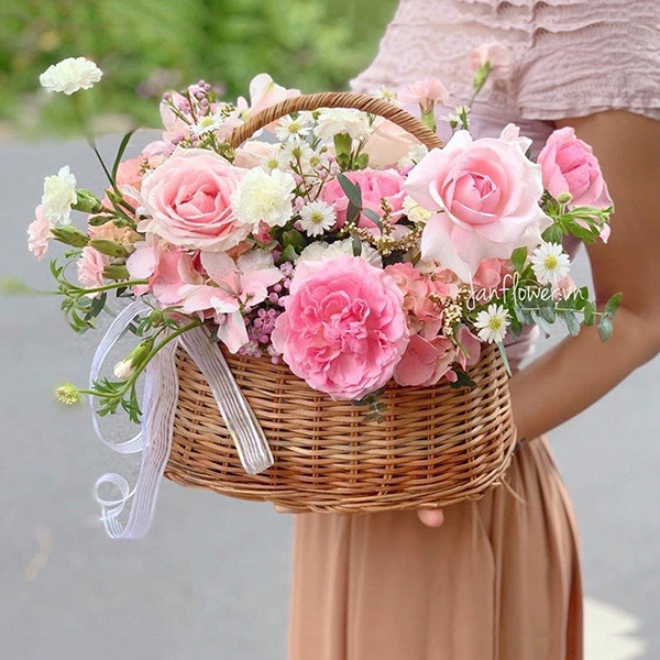 Giỏ Mây Đan Cắm Hoa size 22cm Trang Trí Nhà Cửa, Decor Chụp Ảnh