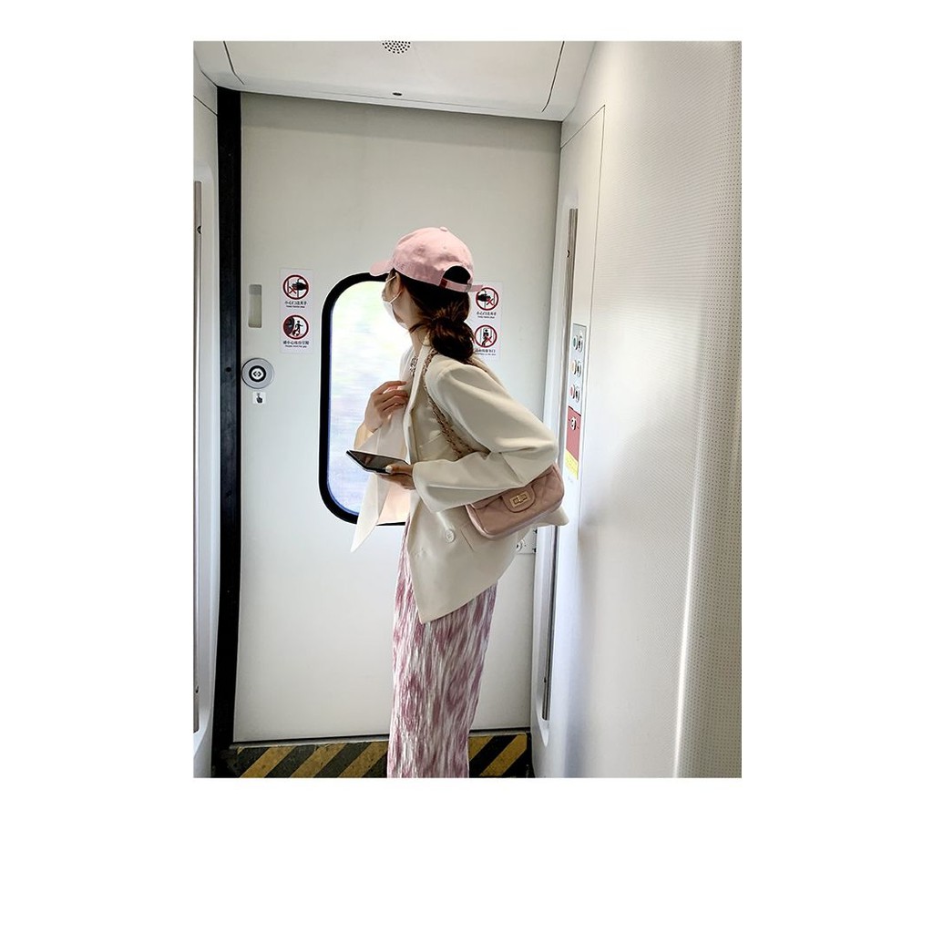 Quần ống rộng lưng cao phối kiểu xếp nếp thắt lưng màu hồng nhuộm loang | BigBuy360 - bigbuy360.vn