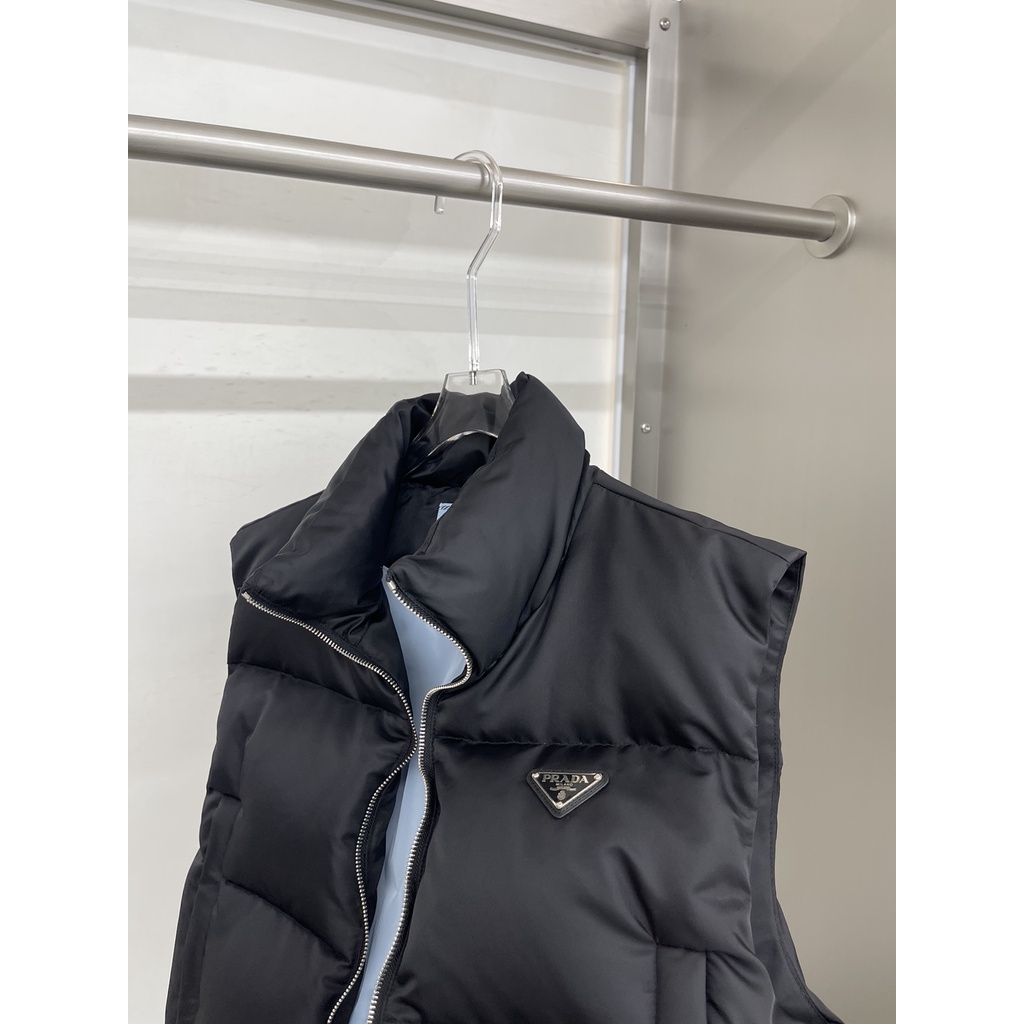 Áo phao tank thời trang cao cấp Prada cho nữ phong cách trẻ trung