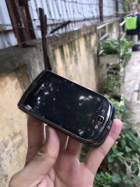 Điện thoại Blackberry 9800 đẹp 99% Zin Bảo hành 6 tháng