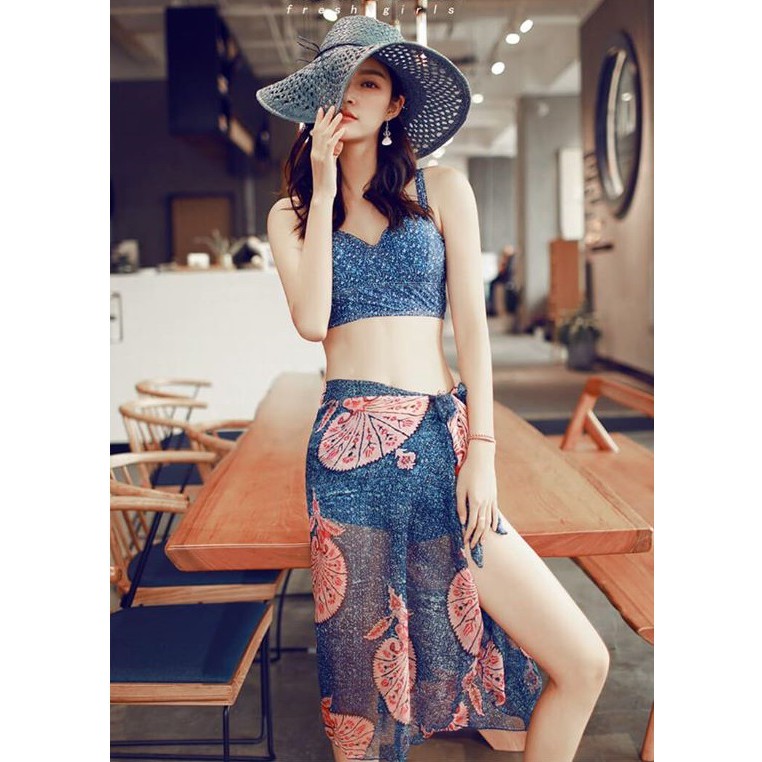 BB7734 - Bộ bikini kèm khắn đi biển họa tiết hàng nhập