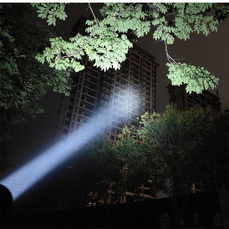 Đèn pin Sofirn Silver IF22A 21700 LED 2100lm EDC SFT40 siêu sáng có thể sạc lại USB-C | BigBuy360 - bigbuy360.vn