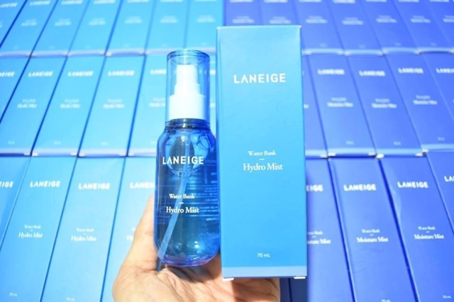 Xịt khoáng dưỡng ẩm Laneige water bank [70 ml]