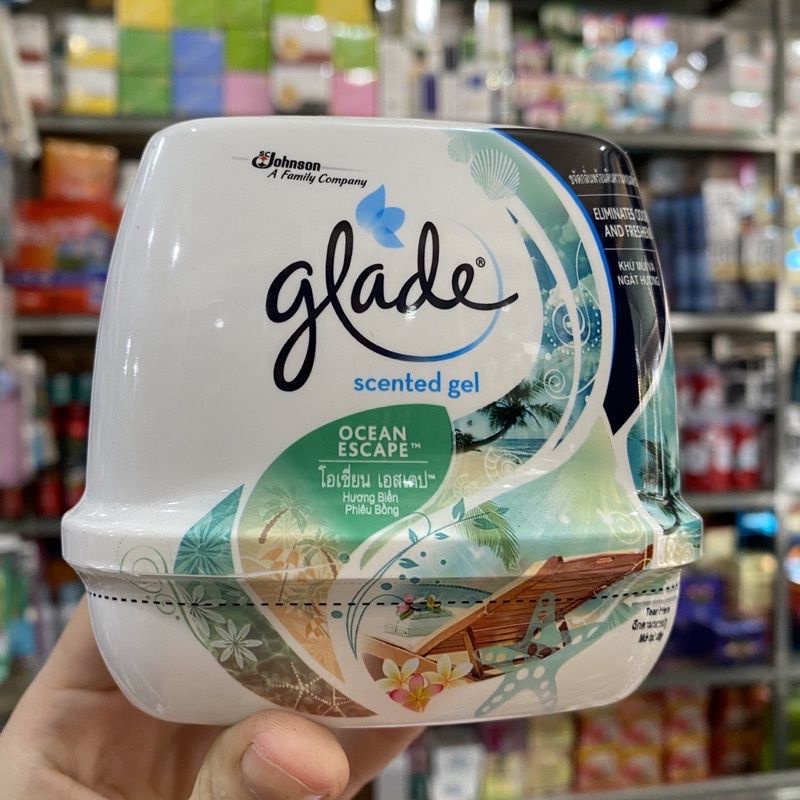 Sáp thơm Glade hương biển phiêu bồng 180g
