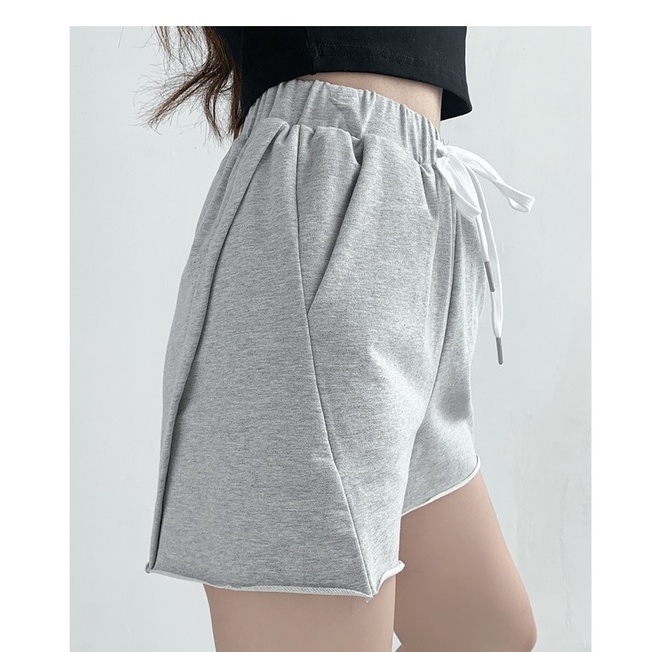Quần Đùi Nữ Unisex Quần Short Nỉ Da Cá Trơn I'm Basic QSN02