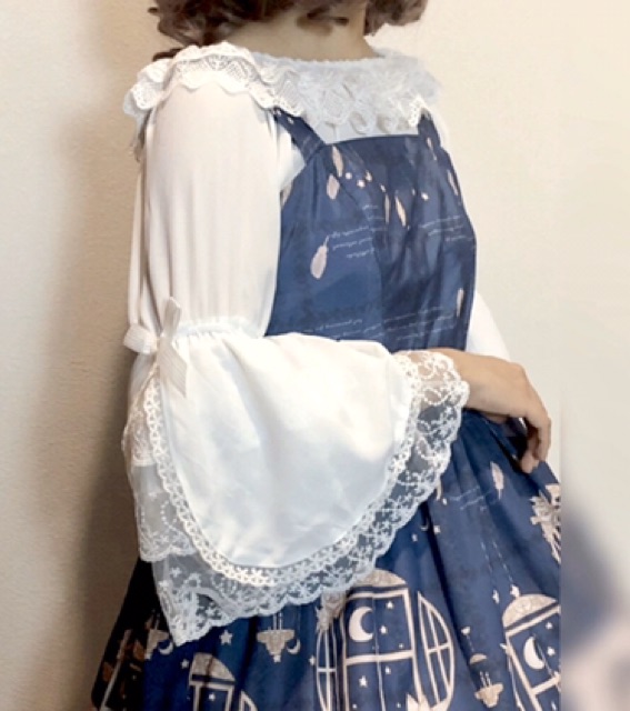 Áo blouse LOLITA tay loe ren xoè tiểu thư