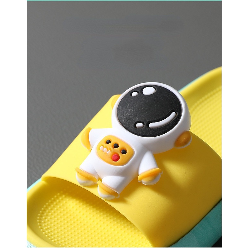 Dép Quai Ngang Chống Trượt Họa Tiết Hoạt Hình Dễ Thương Cho Bé