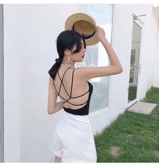 Áo dây hở lưng siêu sexy lady