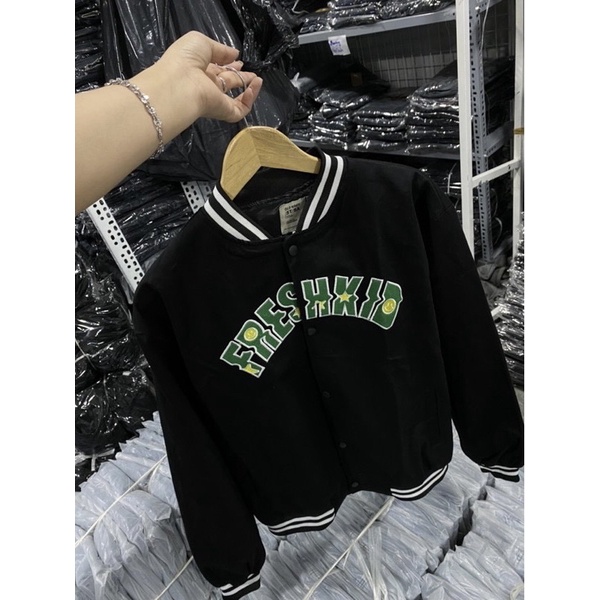 ÁO BOMBER KAKI THÊU FRES FORM UNISEX (hình chụp thật)