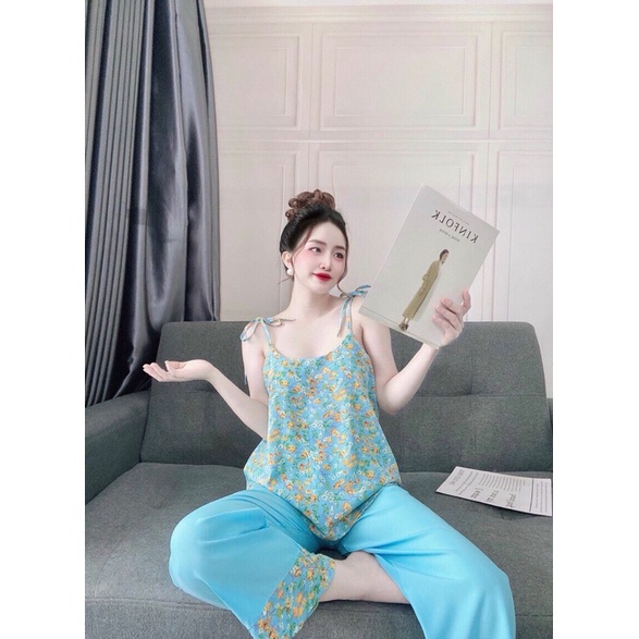 ĐỒ BỘ LỤA CỘT 2 DÂY QUẦN ỐNG RỘNG SANG CHẢNH