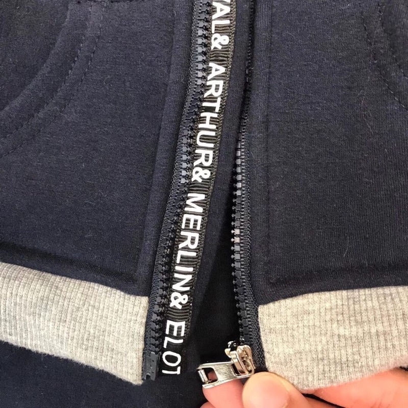 Bộ nỉ Boss siêu ấm cho bé trai