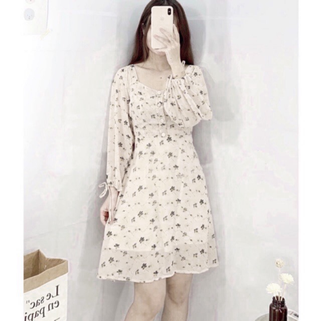 Đầm Bông Cổ Vuông Nút Bọc
