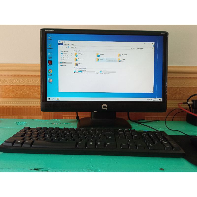 Màn hình máy tính 20 inch 1 sọc nhẹ