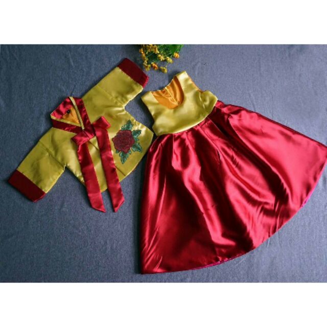 Hanbok bé gái