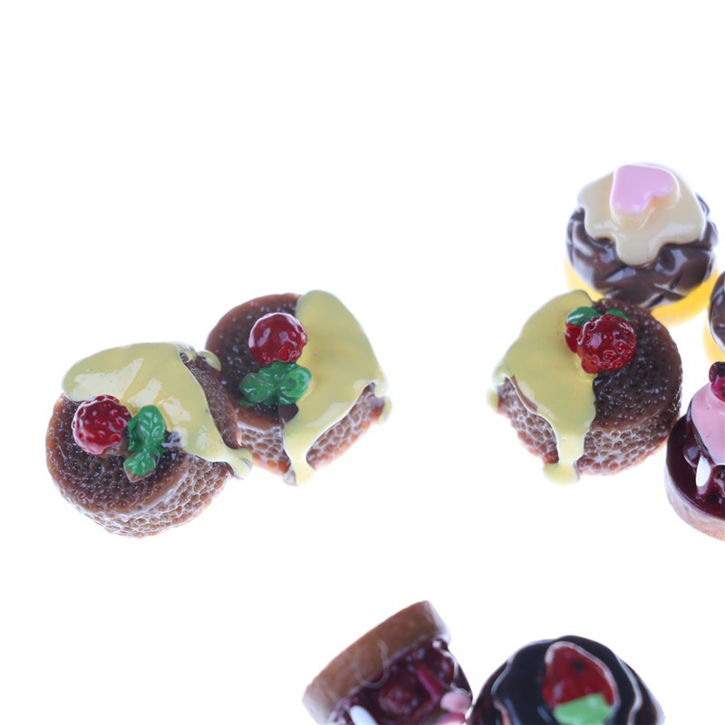Set 5 Mô Hình Bánh Kẹo 3d Xinh Xắn Dùng Để Trang Trí Nhà Búp Bê Tiện Dụng
