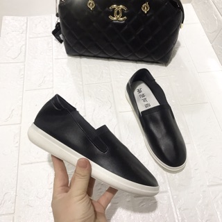 Giày slipon chất da